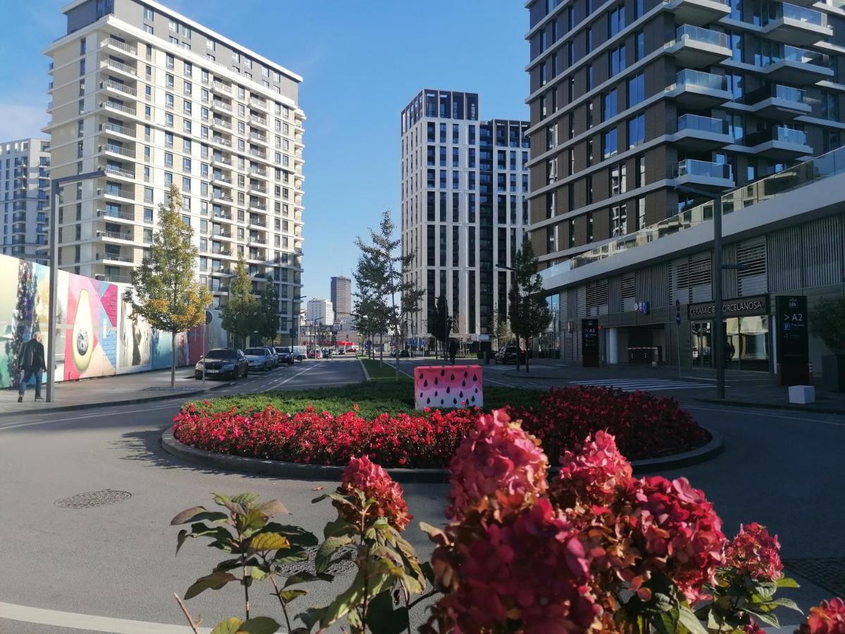 Belgrade Waterfront Cozy Symphony 1 Apartment Sajmiste Luaran gambar